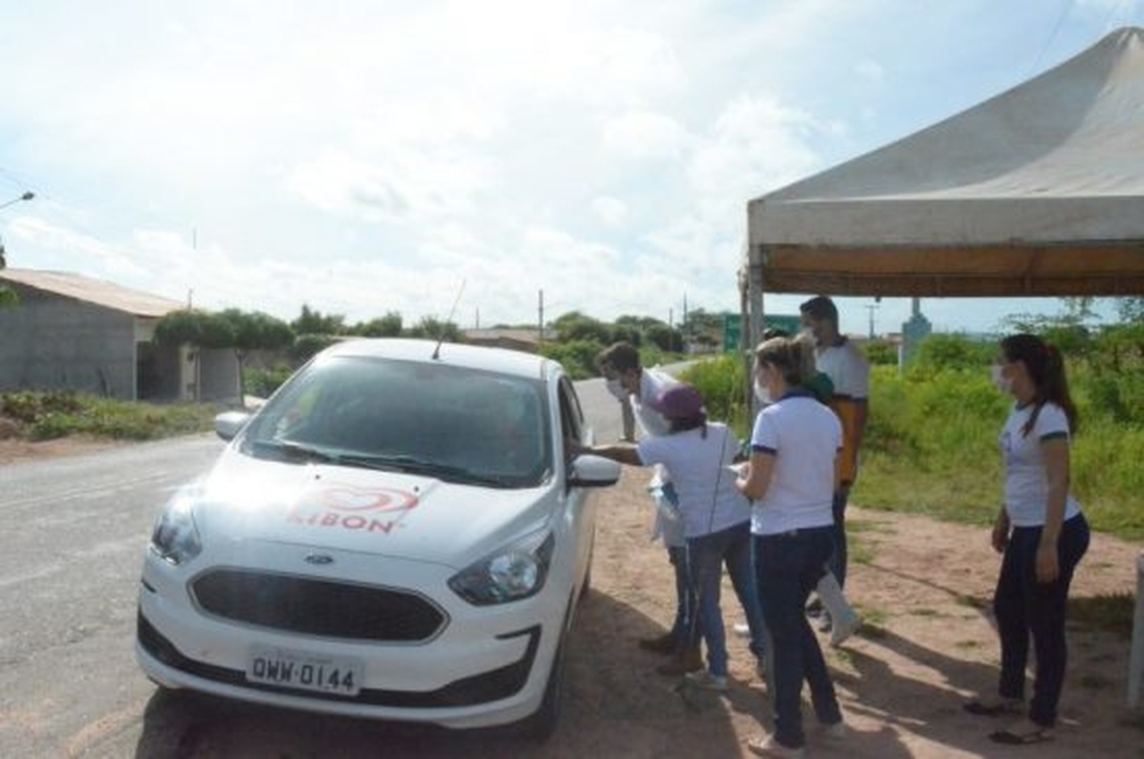 09072020 tenda triunfo Easy Resize.com - EM TRIUNFO: Vereador denuncia suposto superfaturamento com aluguel de tendas no governo Zé Mangueira em plena pandemia do coronavírus; VEJA.